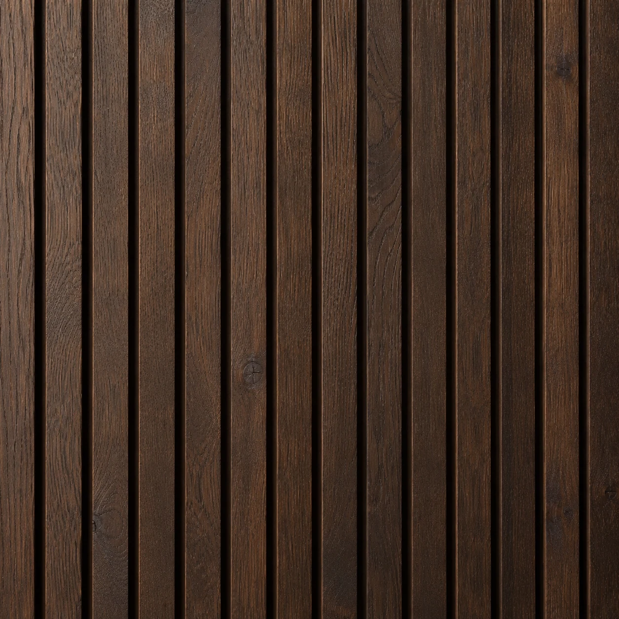 Vertical cladding